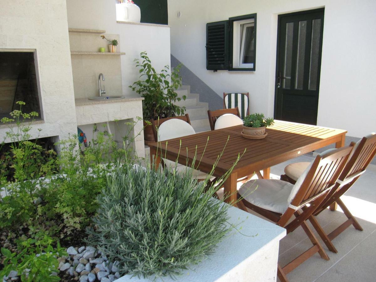 Apartments Kuzmanic Omiš Extérieur photo